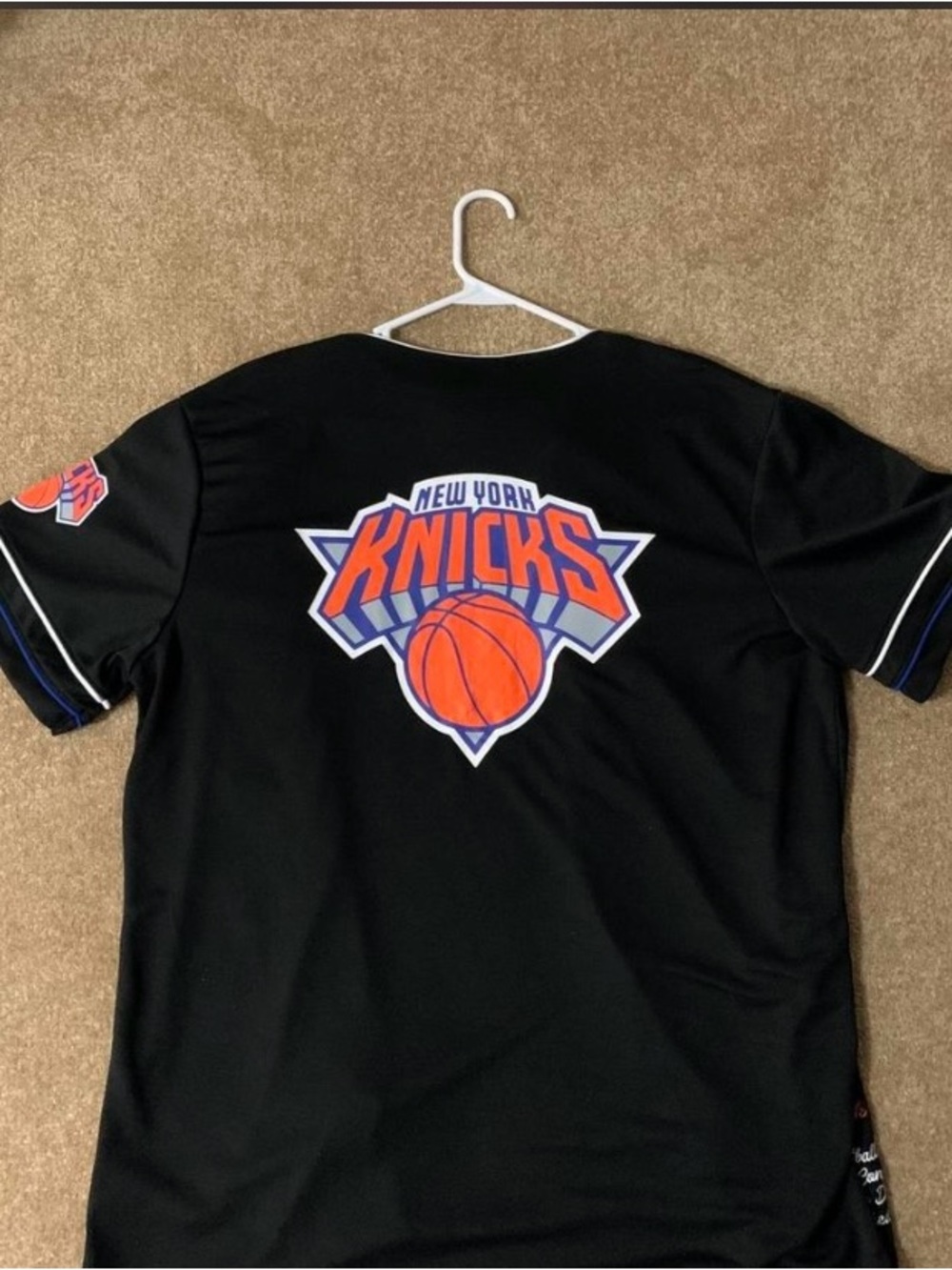 New York Knicks Vintage Baseball Jersey Style (NWT)